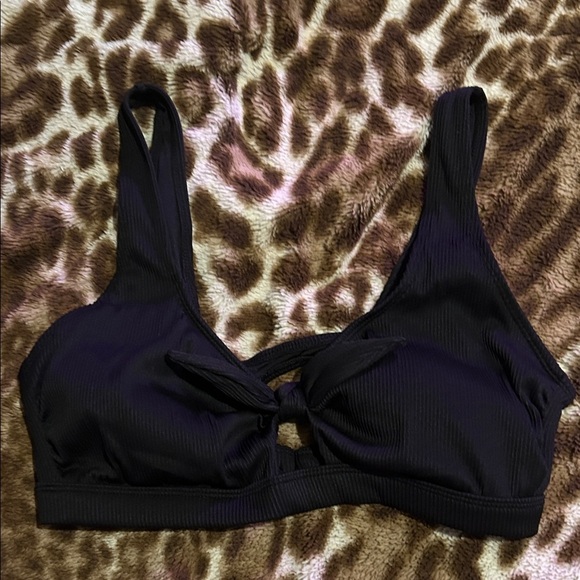 Black Women's bathing suit Top - Picture 1 of 4